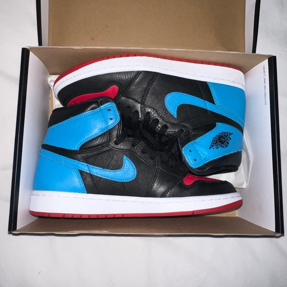Nike Air Jordan 1 Retro High “NC to Chi”Sneakers | Women’s 10 Men’s 8.5